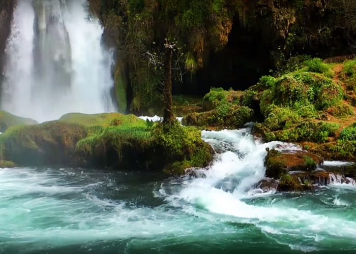 Top 10 world’s most stunning waterfalls to visit